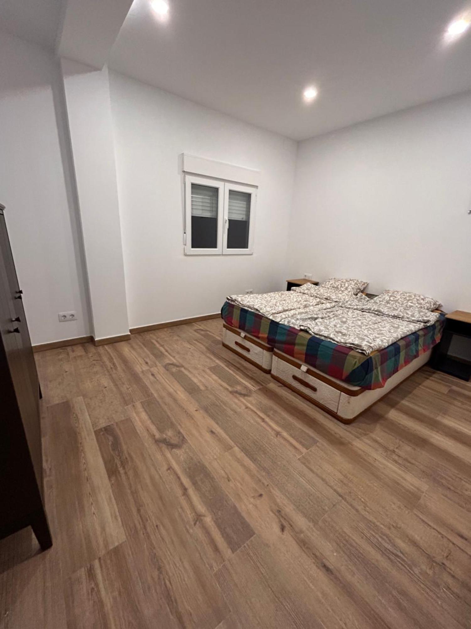 Villa Remedios -Rooms In Private House- Picassent Dış mekan fotoğraf